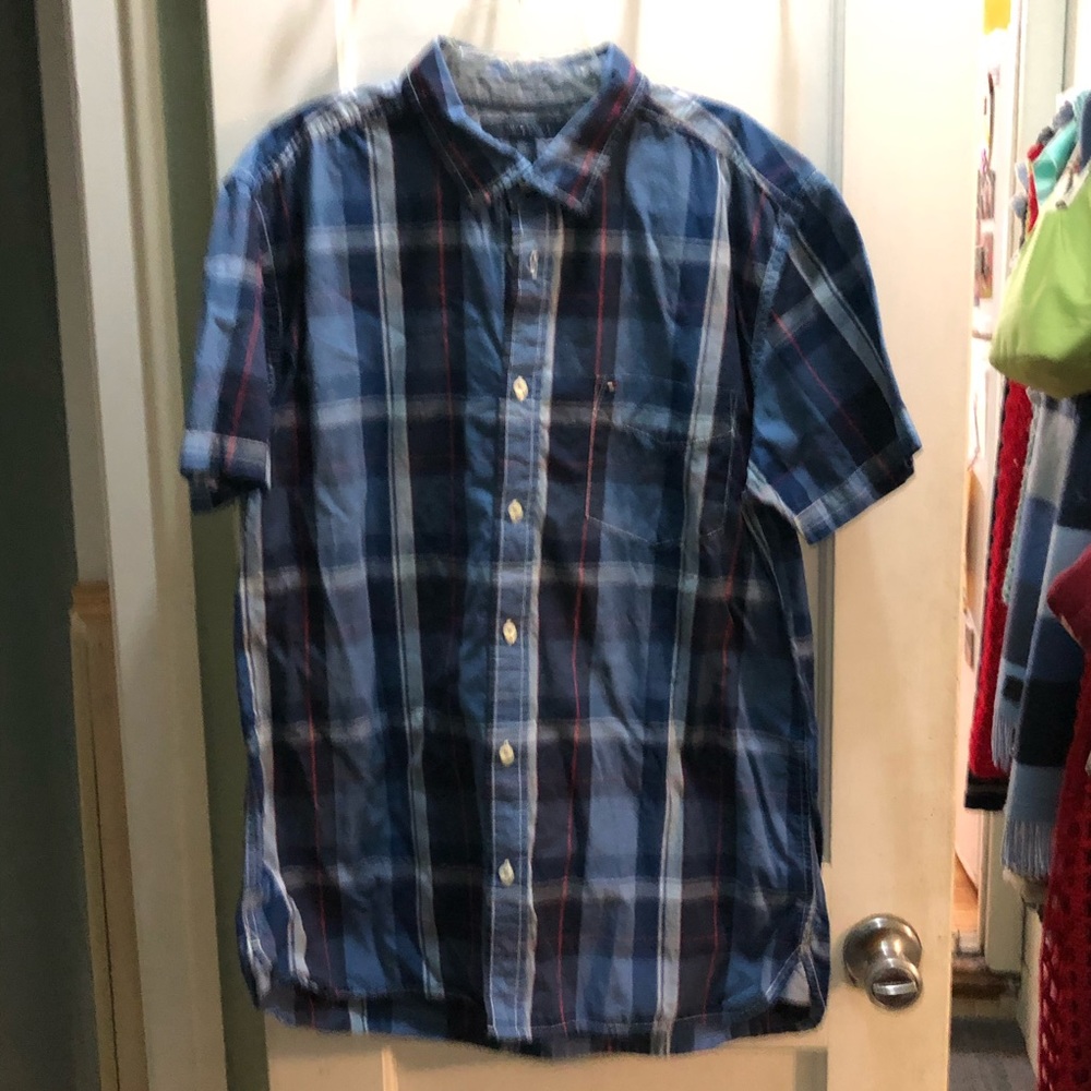 Men’s short sleeved shirt